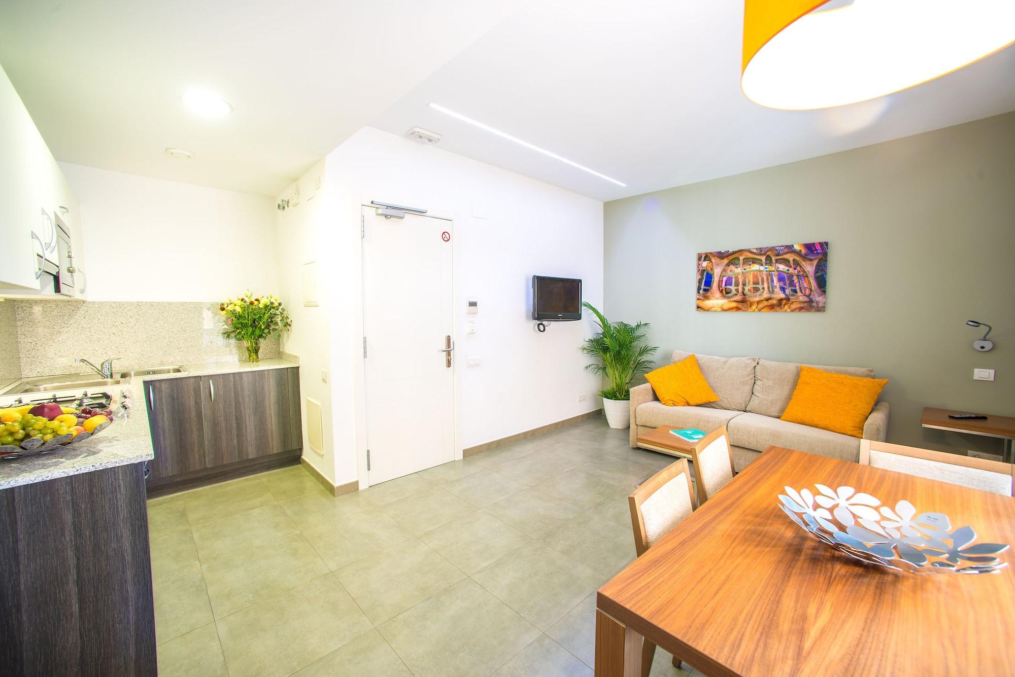 โอนา ลีฟวิง บาร์เซโลนา Aparthotel โอสปิตาเล็ต เดอ โยเบรกัต ภายนอก รูปภาพ