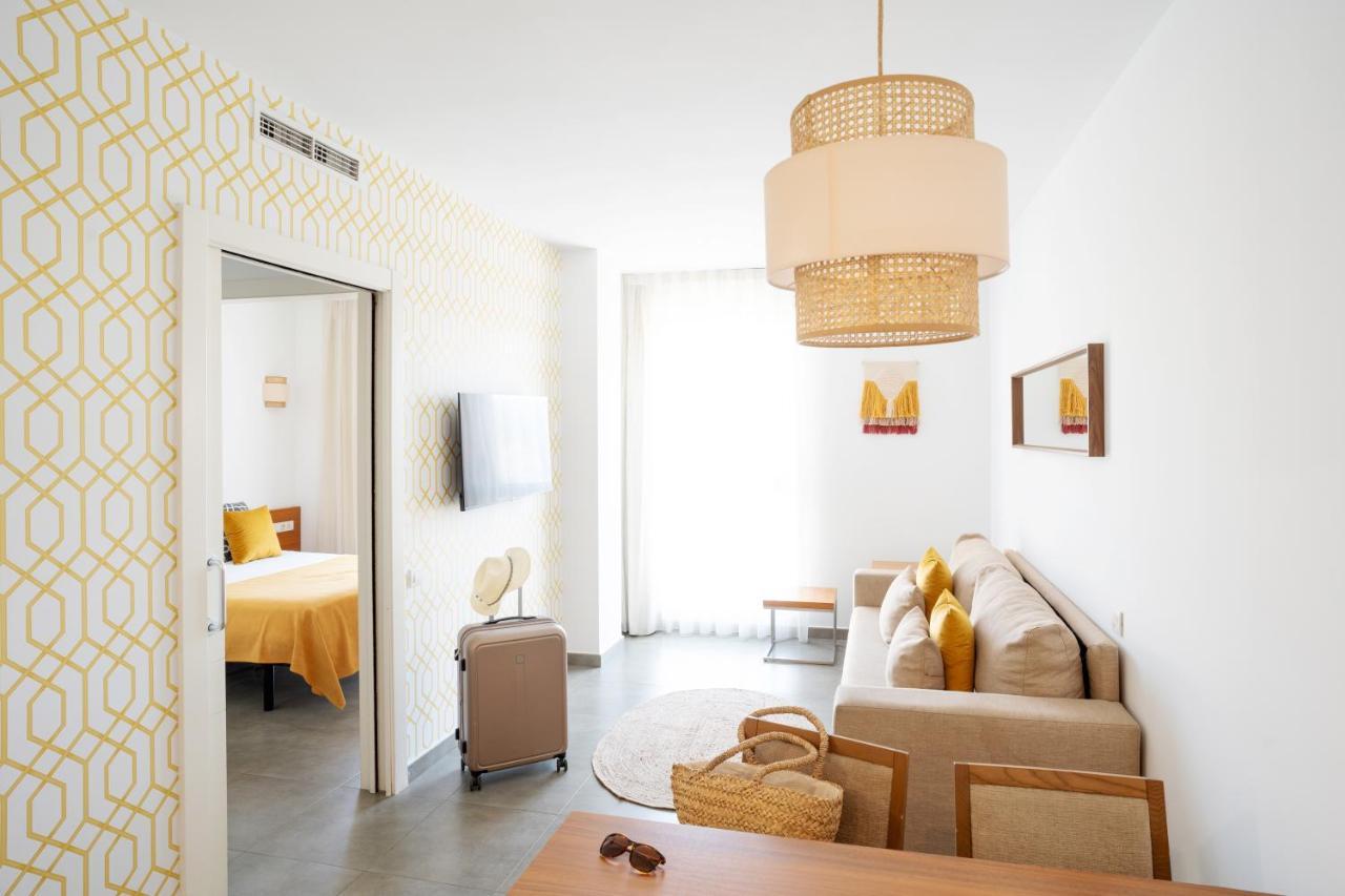 โอนา ลีฟวิง บาร์เซโลนา Aparthotel โอสปิตาเล็ต เดอ โยเบรกัต ภายนอก รูปภาพ